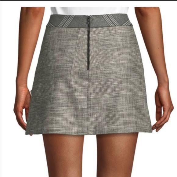 Alice and Olivia black, grey and white gingham mini skirt w/ silver undertones. - Picture 2 of 6